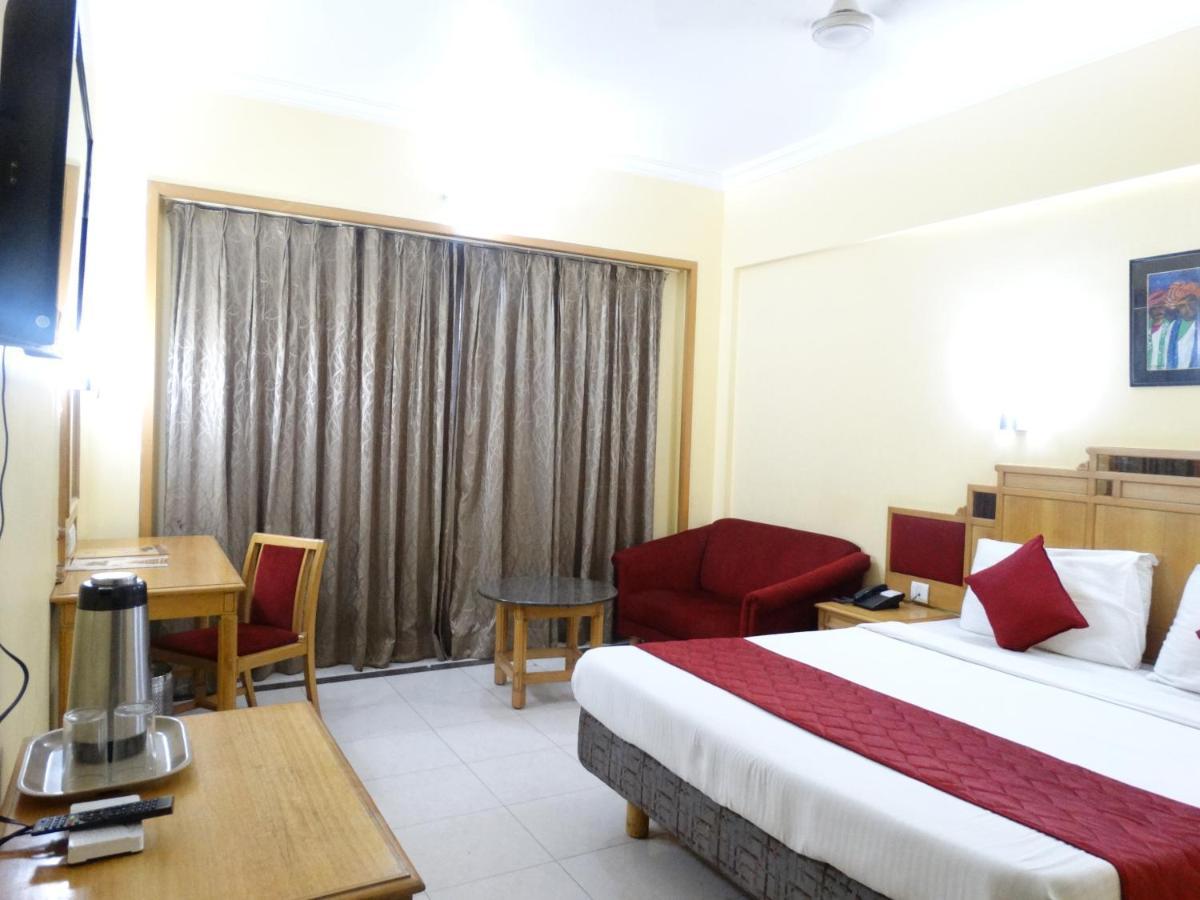 Hotel Kalyan Residency Tirupati Exterior photo