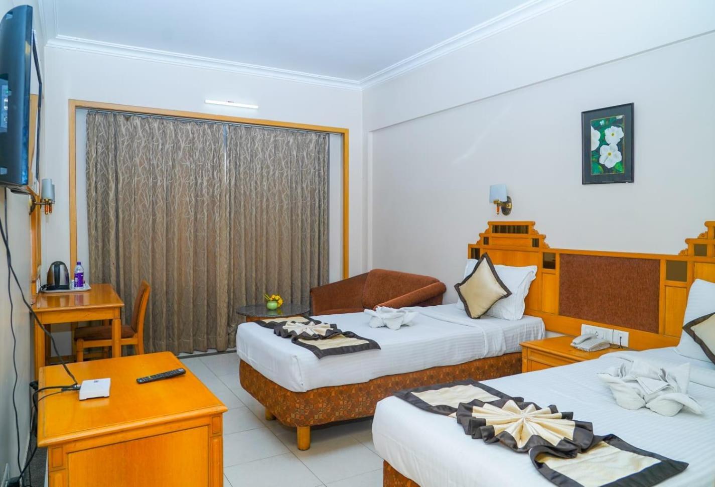 Hotel Kalyan Residency Tirupati Exterior photo