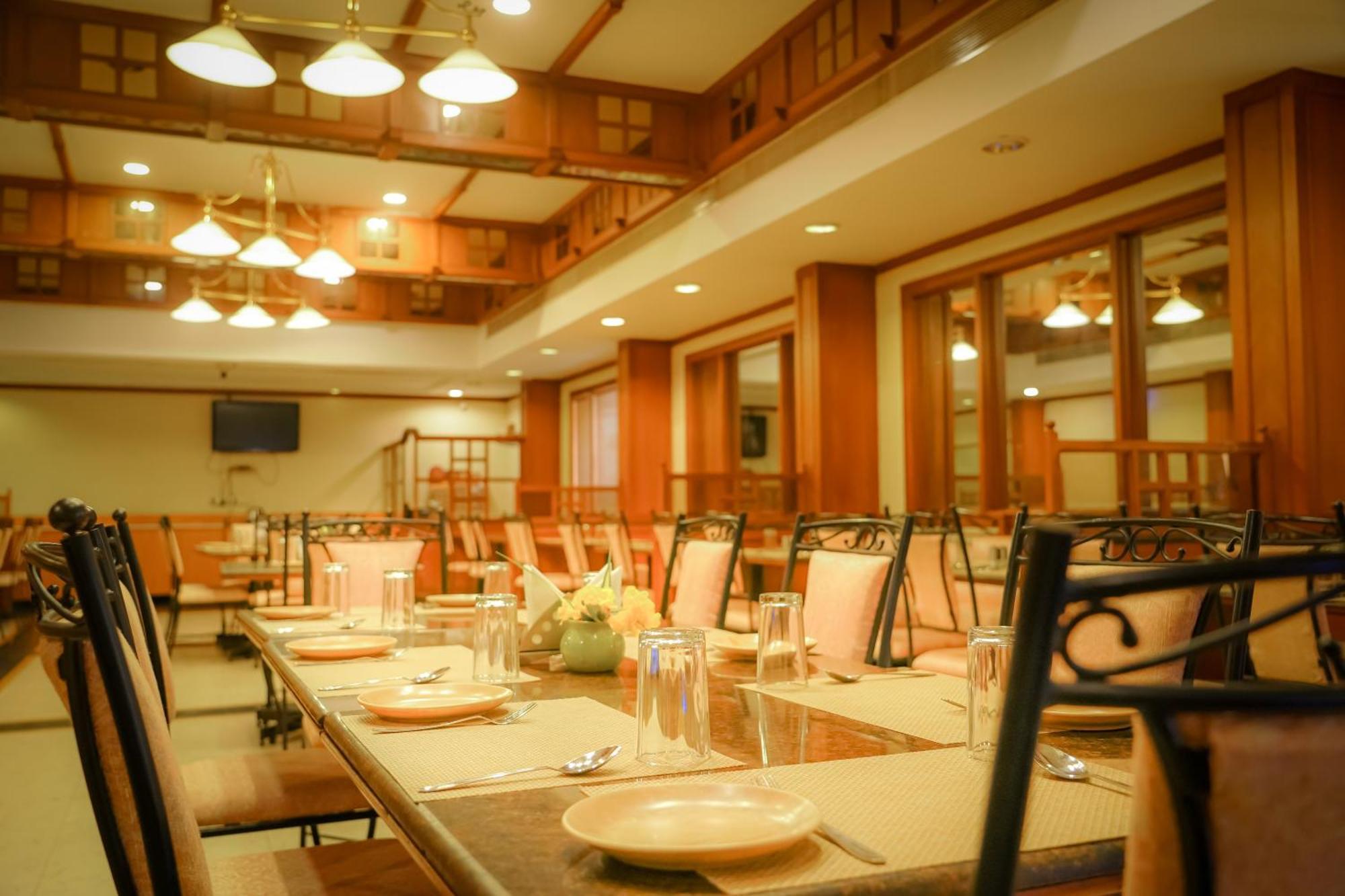 Hotel Kalyan Residency Tirupati Exterior photo